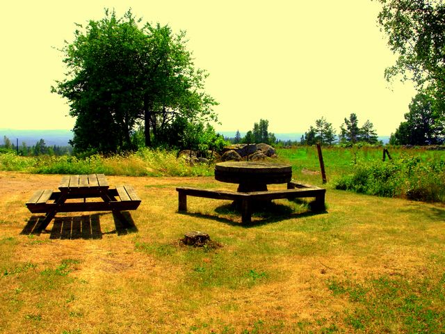 pliki/Strona/Strony/Podroze/Daleko_od_domu/Jak_po_pewnych_schodach_trafilismy_do_USA/fot.09.jpg pliki/Strona/Strony/Podroze/Daleko_od_domu/Jak_po_pewnych_schodach_trafilismy_do_USA/fot.09.jpg